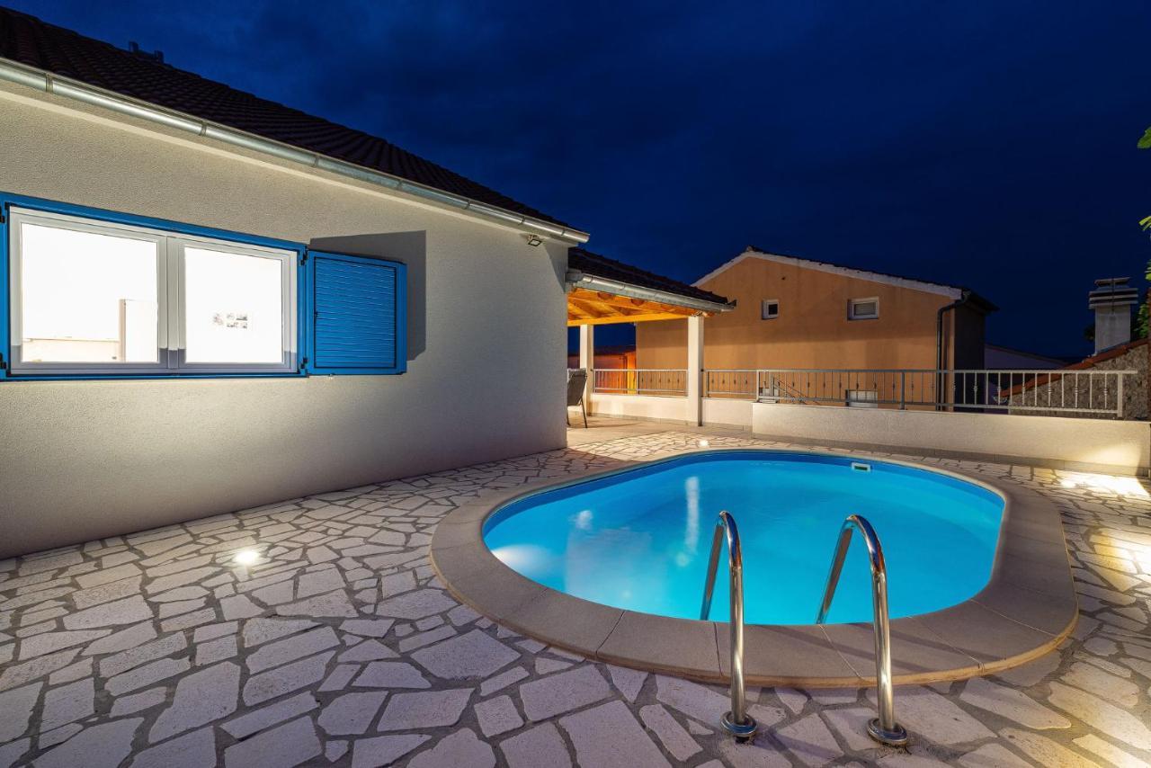 יסניצה Villa Nika מראה חיצוני תמונה