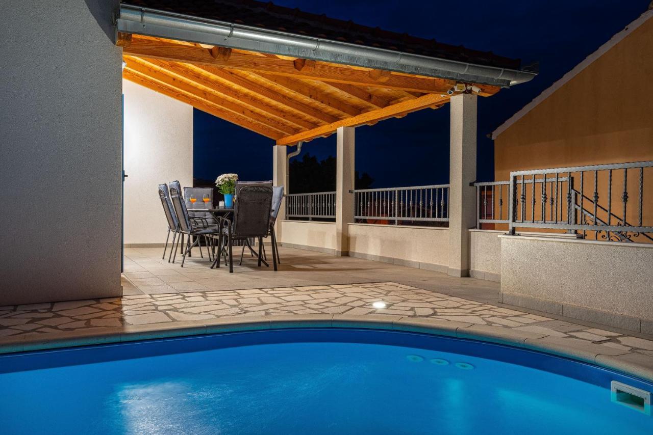 יסניצה Villa Nika מראה חיצוני תמונה